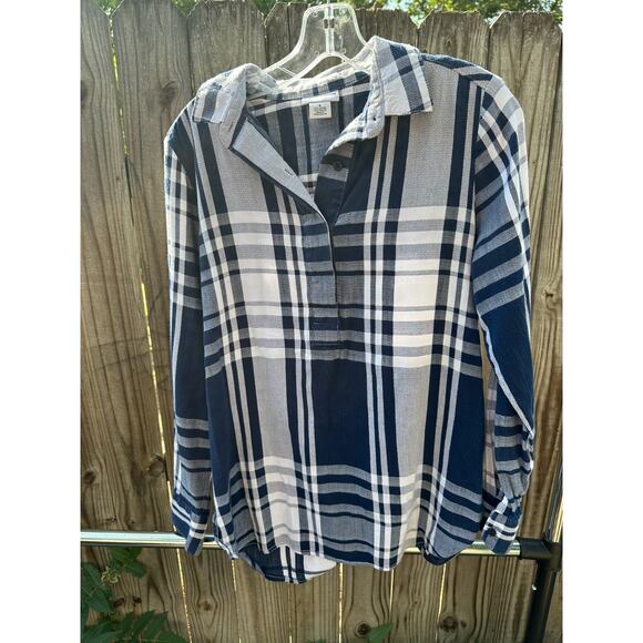 Liz Claiborne Tops - Liz Claiborne Navy & White Plaid Button-Up Blouse – Size Small